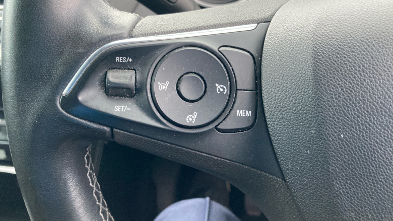 Vauxhall Grandland X 1.2 Turbo Sport Nav 5dr Petrol Hatchback